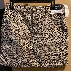 NWT HOLLISTER ultra high-rise skirt sz 11